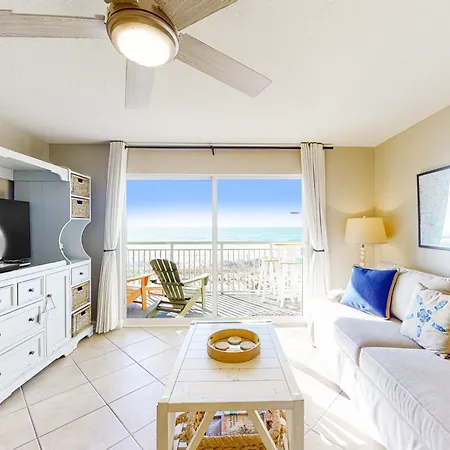 Pelican Isle 212